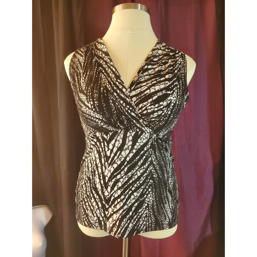 Chico's Size 2 L Animal Print Wrap Top